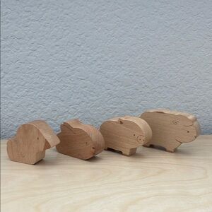 Wooden Animal Figurines Set